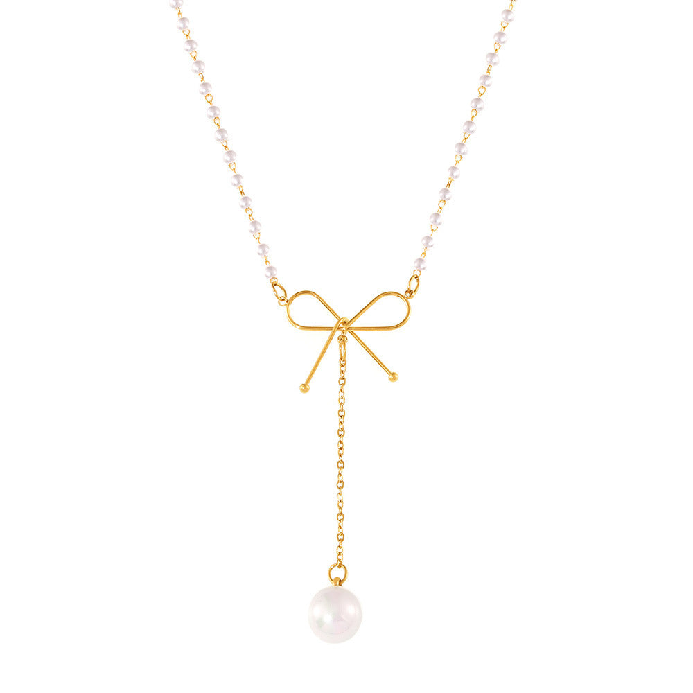 The Infinite Knot Necklace