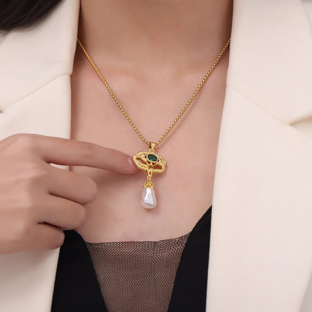 The Emerald Bloom Necklace