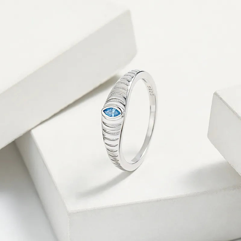 The Solaris Twine Ring