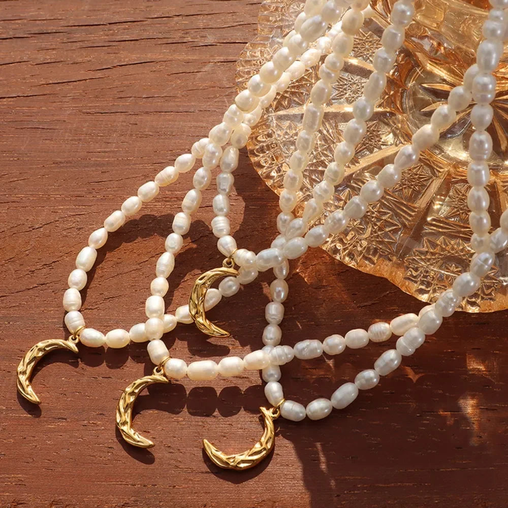 Title The Lunar Pearl Necklace