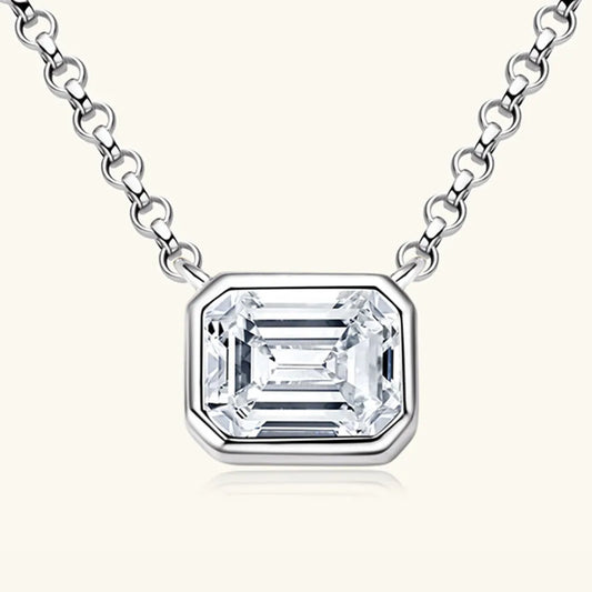 The Stellar Solitaire Necklace