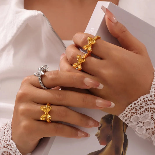 The Aesthetica Bow Ring