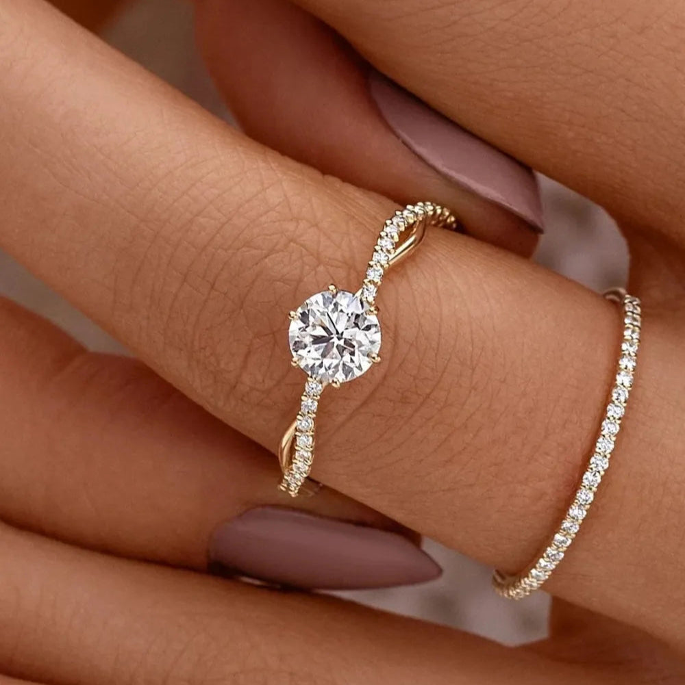 The Infinite Knot Ring