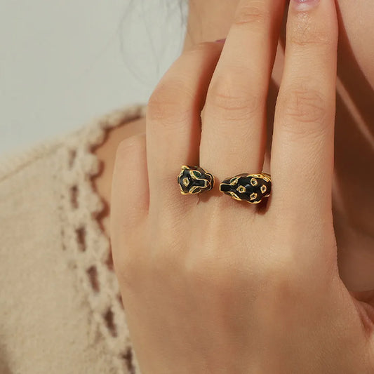 The Noir Panther Ring