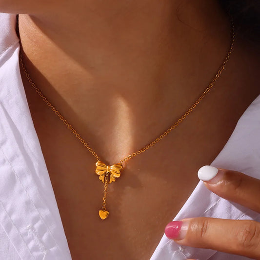 The Golden Bow Necklace