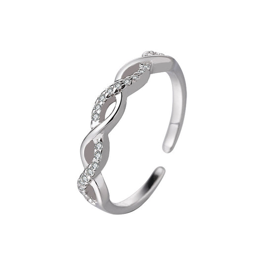 The Serene Trinity Ring