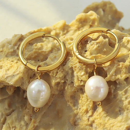 The Lunar Pearl Earrings