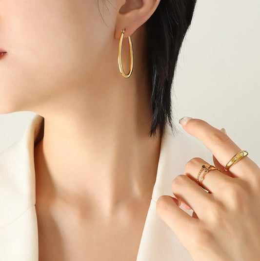 The Solari Oval Hoops