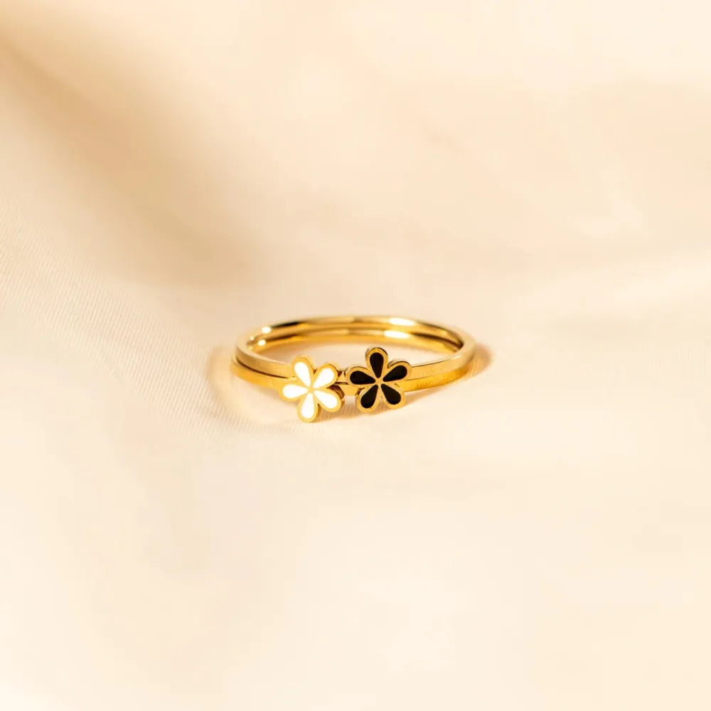 The Flora Enamel Ring