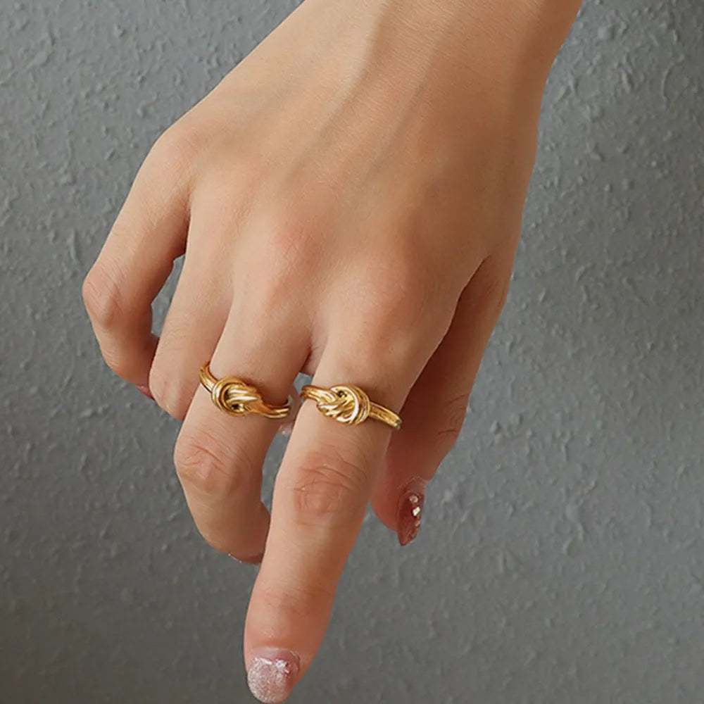 The Nexus Knot Ring