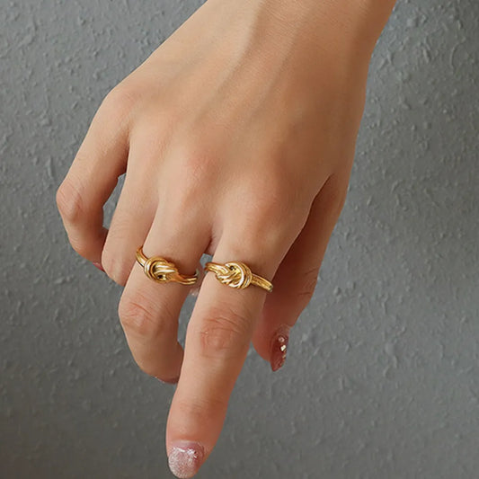 The Nexus Knot Ring