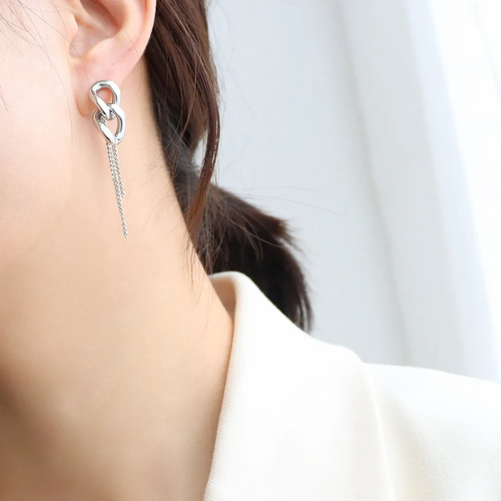 The Interlink Chain Earrings